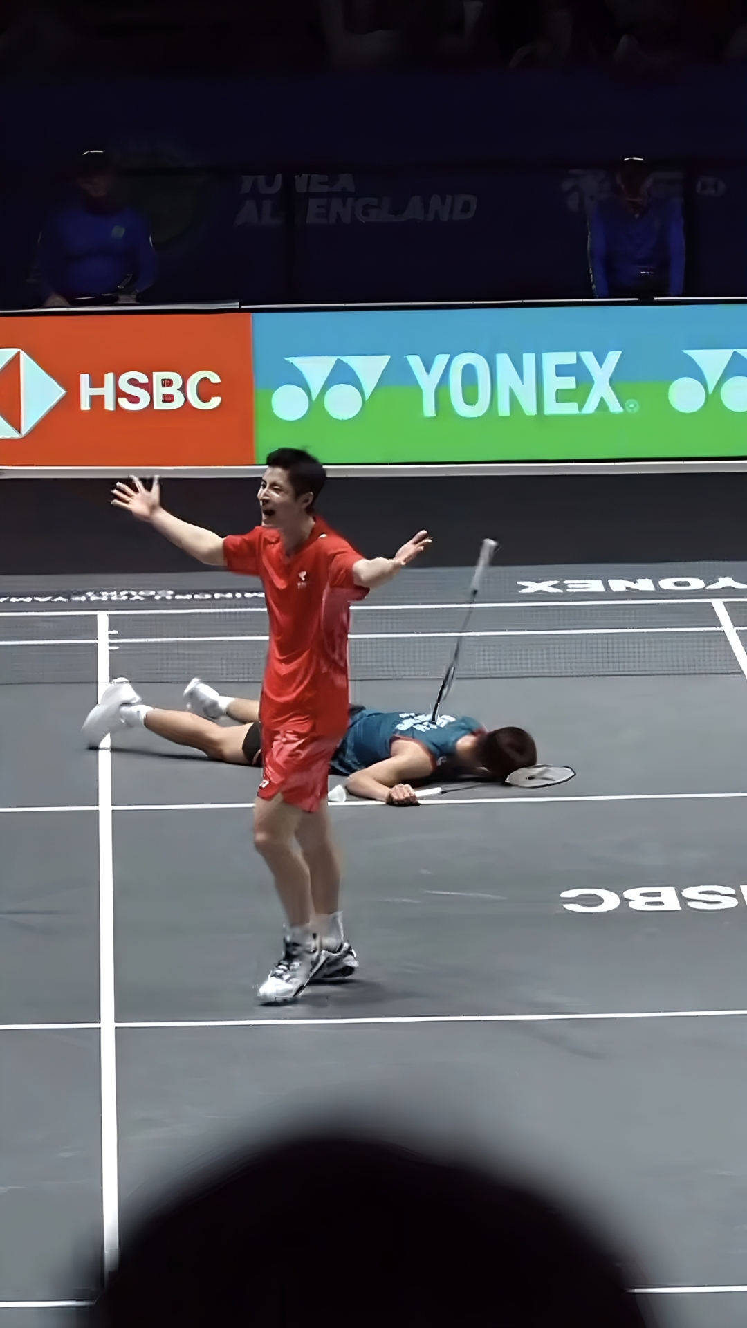 爱游戏官网-马来西亚队翻盘日本队，石宇奇扛起全队