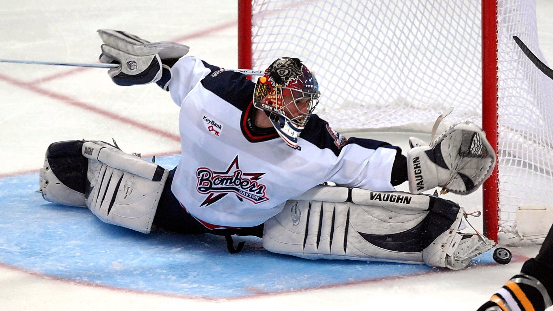 爱游戏APP-德罗赞，F1争冠之夜，他用篮球写就的赛道史诗